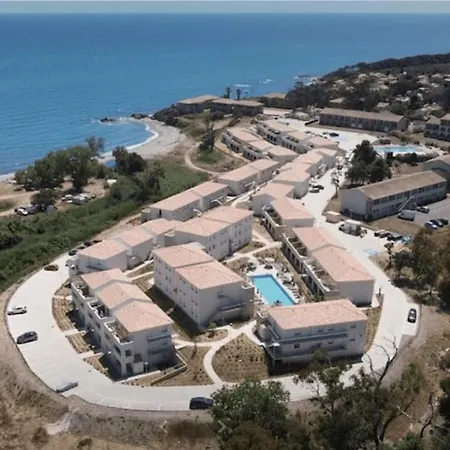 Corsica Beach, Paddleboarding, Pool & Hiking J159 公寓